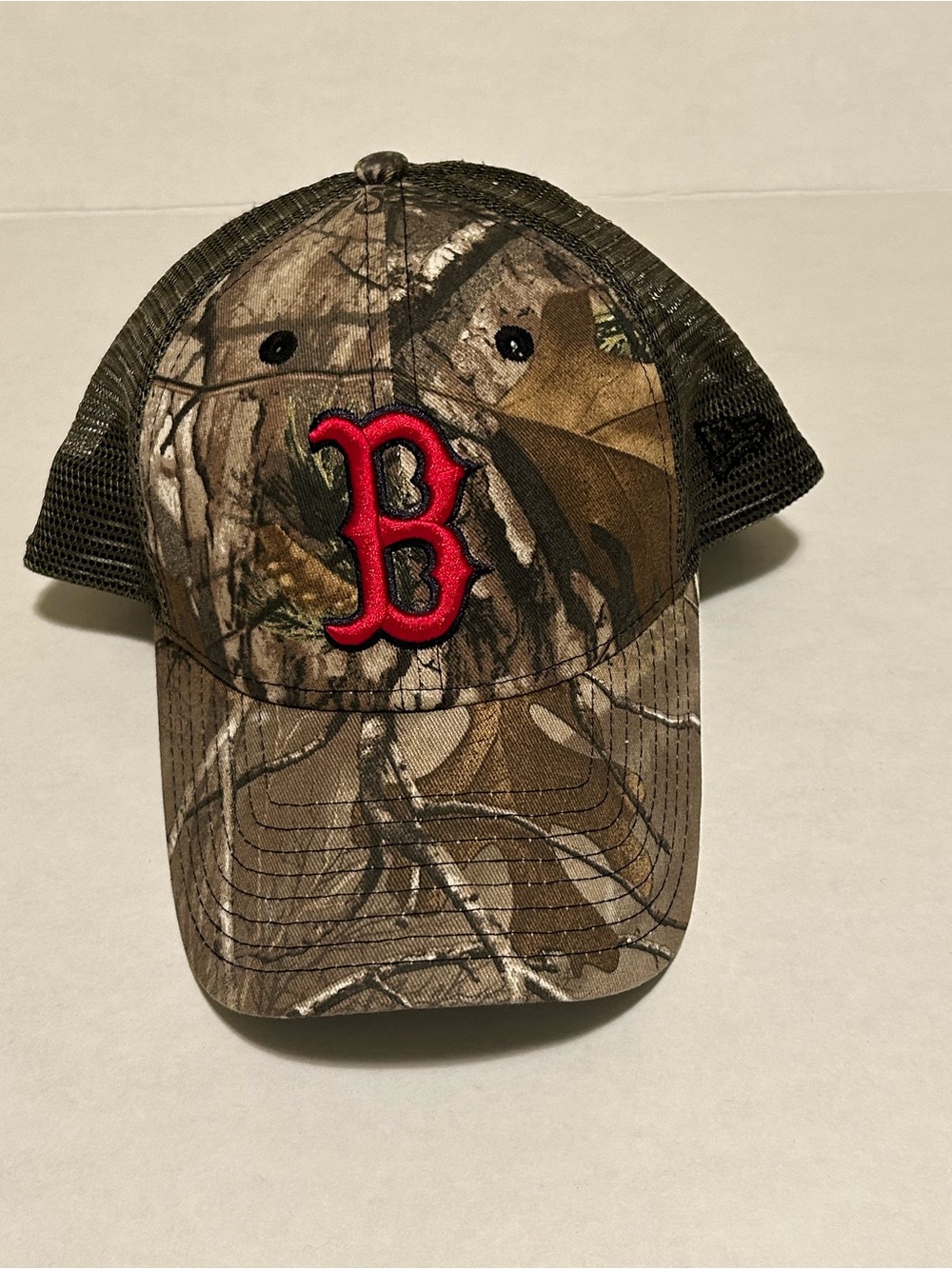 Men’s Boston New Era Nesh Camo Trucker Hat - Brown/Green. MLB